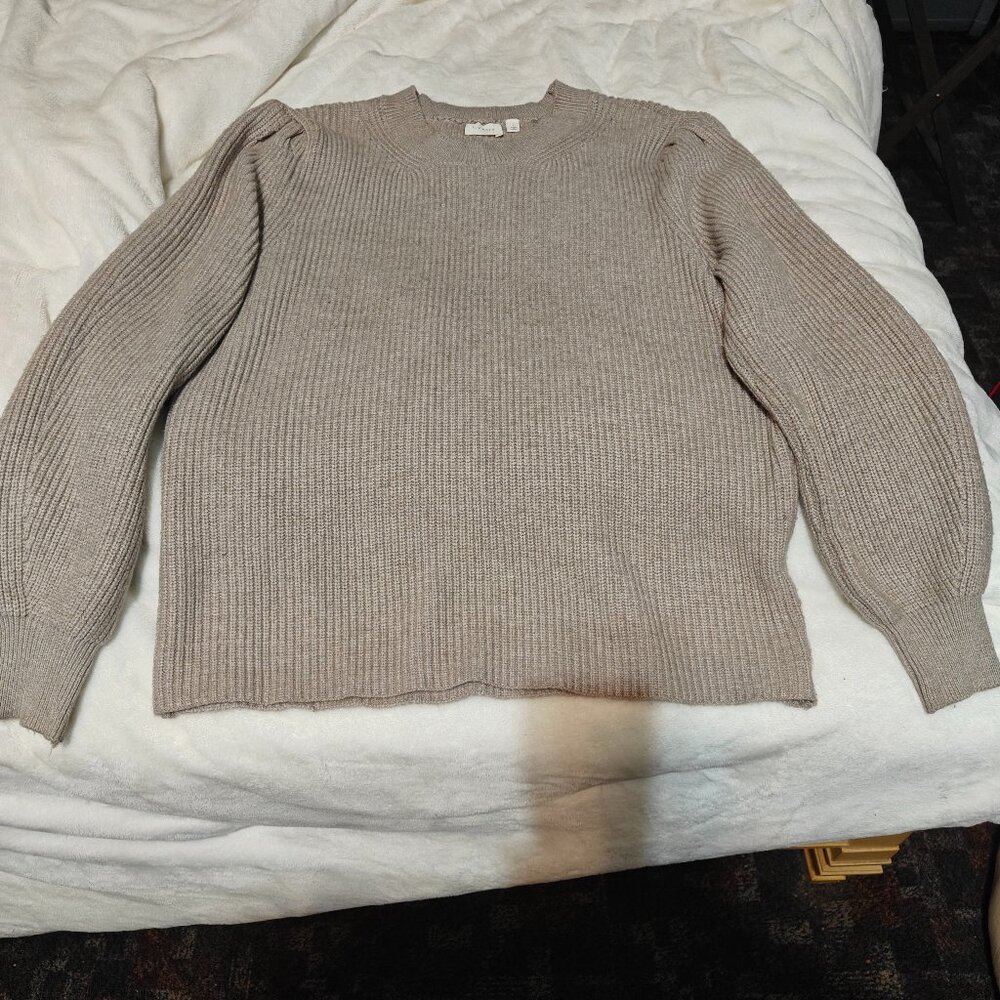Woman's Beige Cyrus Knit Sweater. Size Large